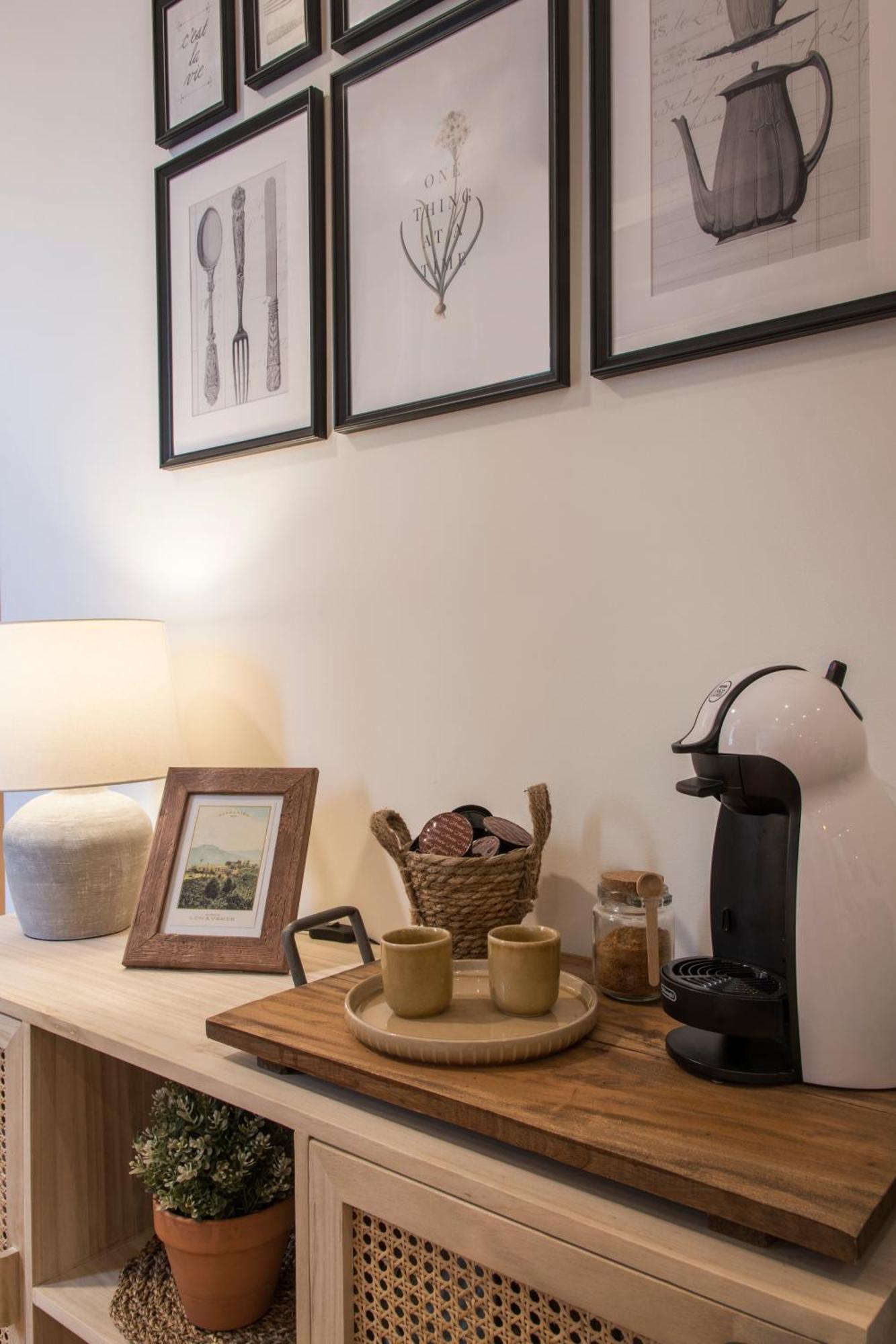 マドリードFee4Me. Elegant Flat A Few Minutes From Atocha.アパートメント エクステリア 写真