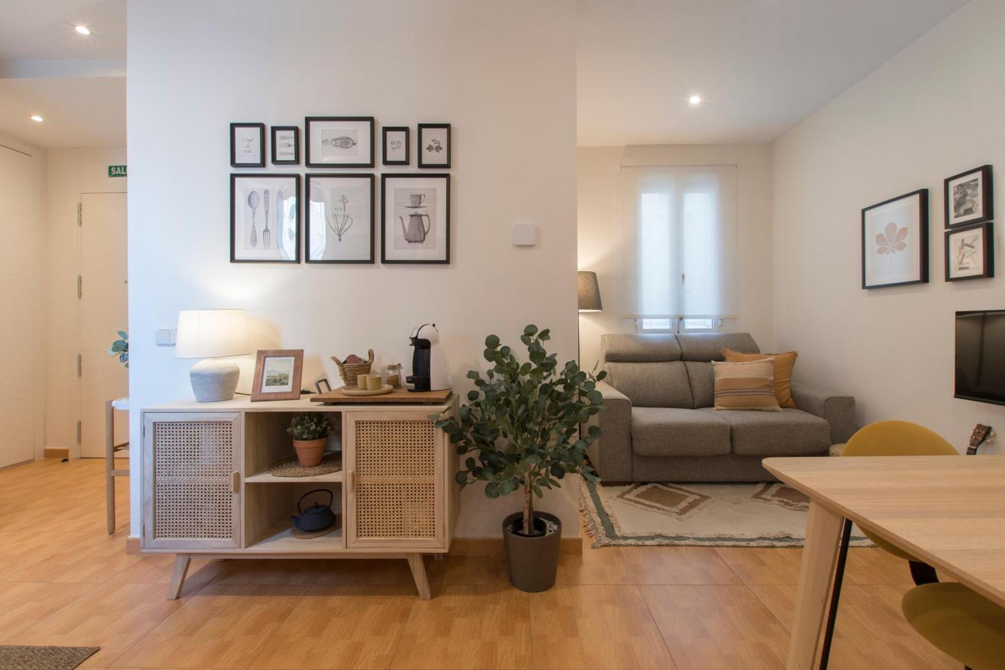 マドリードFee4Me. Elegant Flat A Few Minutes From Atocha.アパートメント エクステリア 写真